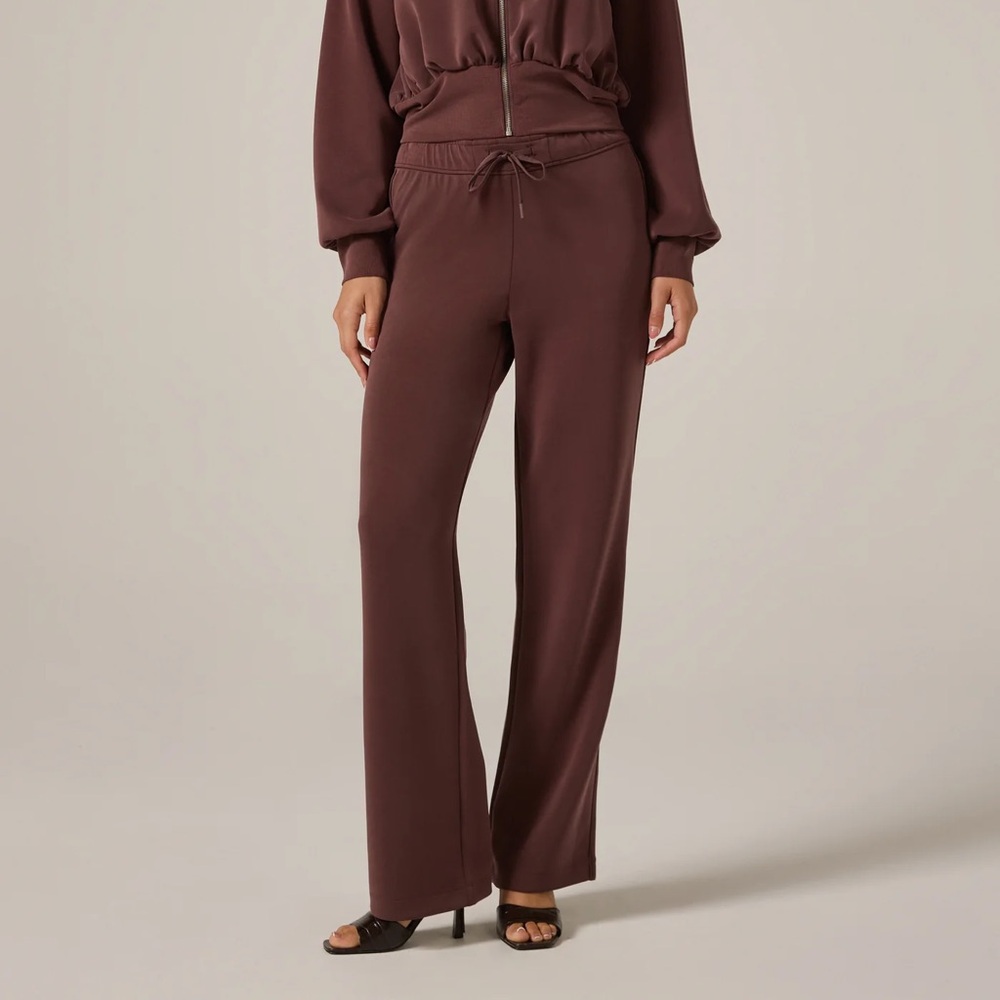7 Diamonds REV straight leg pant - size XSMALL
